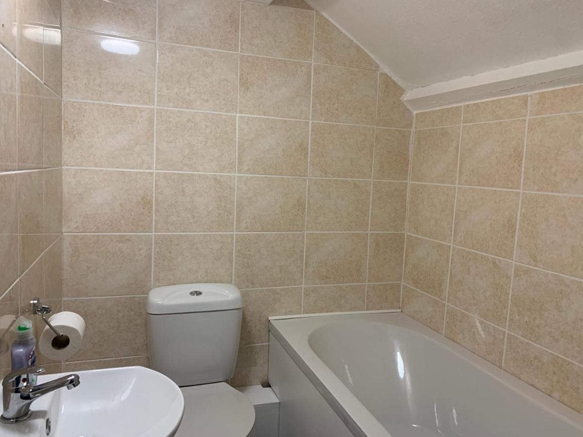 Awel Taf- Central Cottage Ideal For Families, With Parking St Clears Bagian luar foto