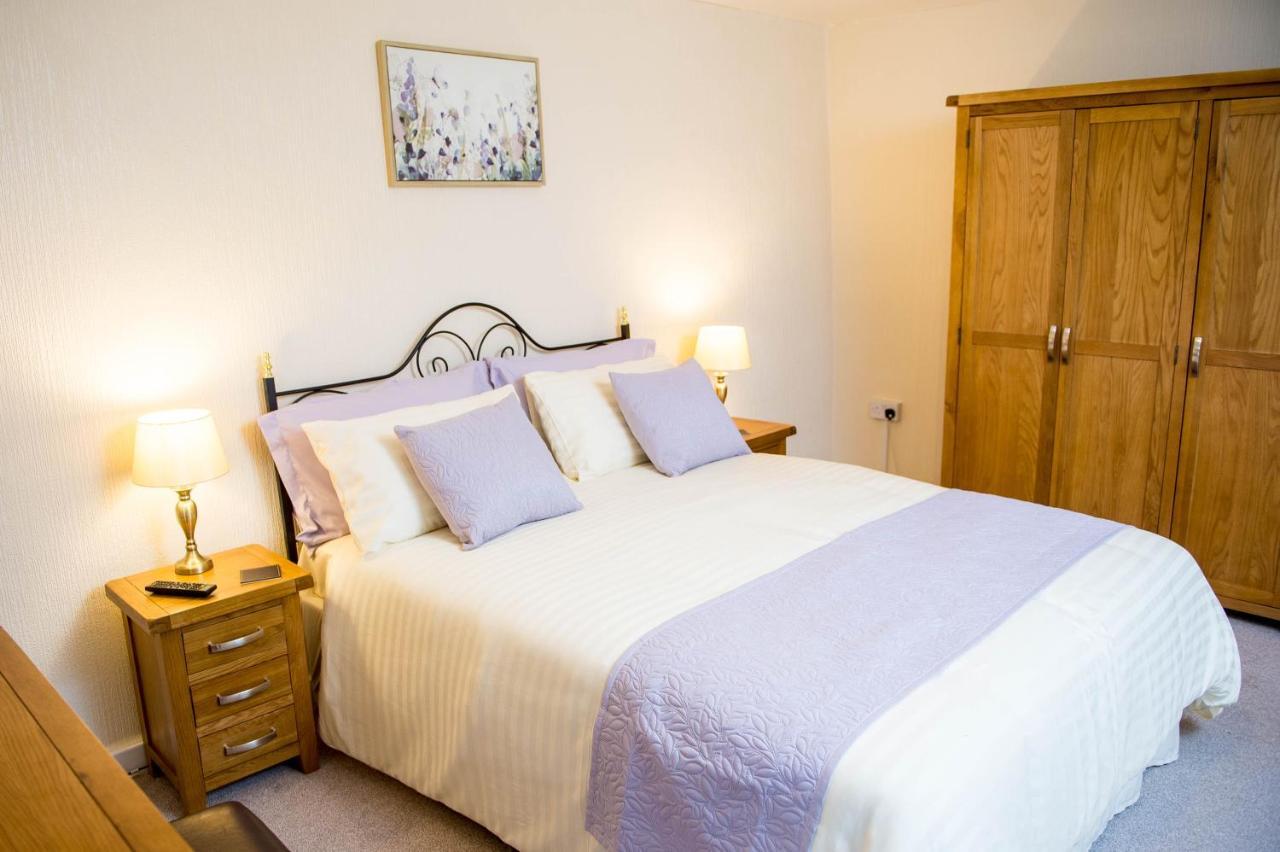 Awel Taf- Central Cottage Ideal For Families, With Parking St Clears Bagian luar foto